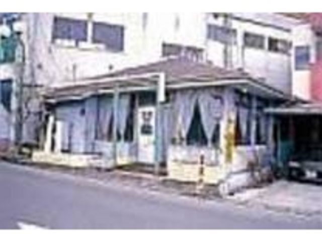 駅前通りにあるお店。地元客にも人気だ_エヌ・サーティー