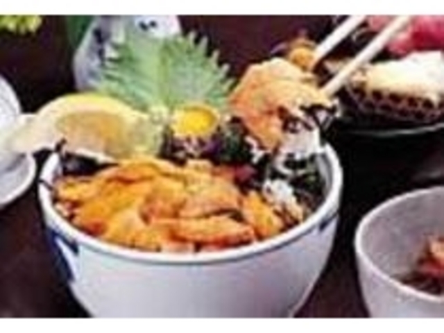 ウニとご飯の間に刻み海苔!磯の香りが漂う_喫茶 放浪記