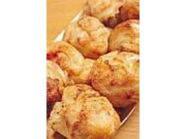 二度焼きなので外はカリッ、中はしっとり_うまい屋