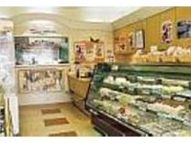 毎週金曜は食パンほか数点が安くなる_住吉屋 湯河原店