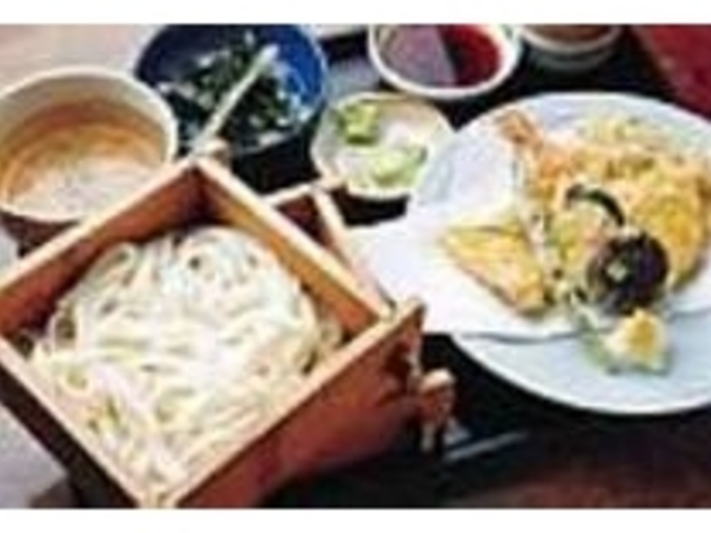 サクサクッとした天ぷらの食感も楽しんで_手打処 上州屋