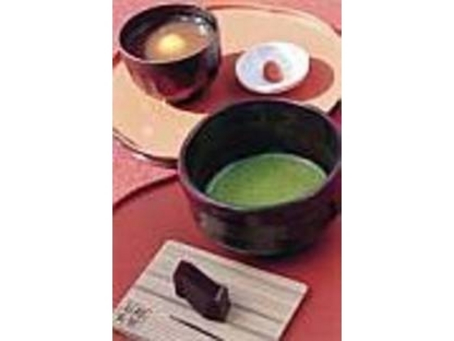 滝で汲んだ新鮮な水で作ったぜんざいや扶茶_熊野那智大社清涼亭
