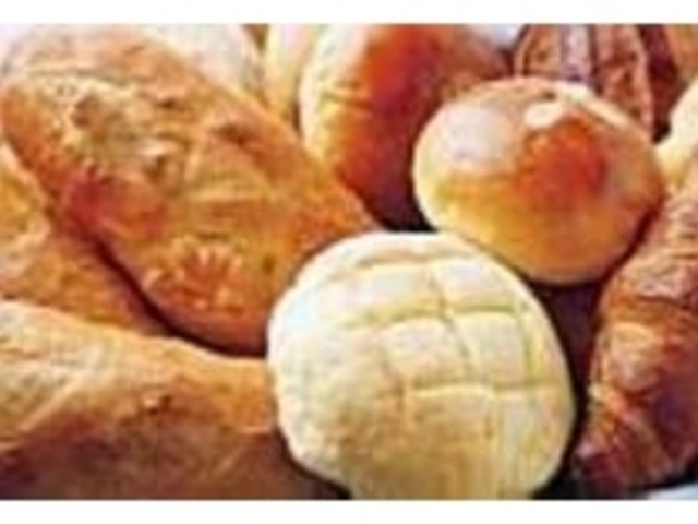 ハード系から惣菜パンまで幅広く揃っている_カントリーサイド