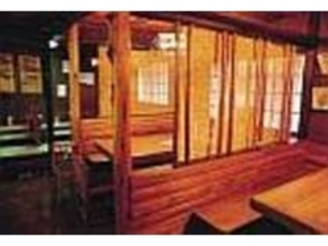 店名の通り、山小屋をイメージした空間_游心満喫料理 山小屋