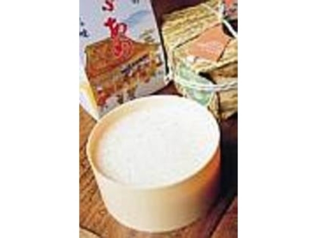 昔ながらの素朴な甘さに郷愁を感じる_菊水飴本舗