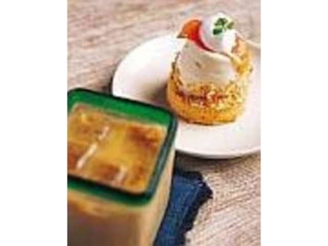 美味しいドリンクが付く『ケーキセット』_エスニックガーデンカフェ芽亜里