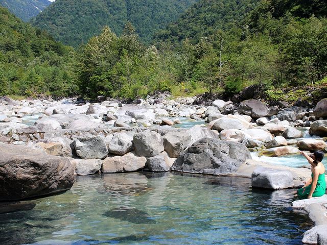 混浴露天風呂_深山荘