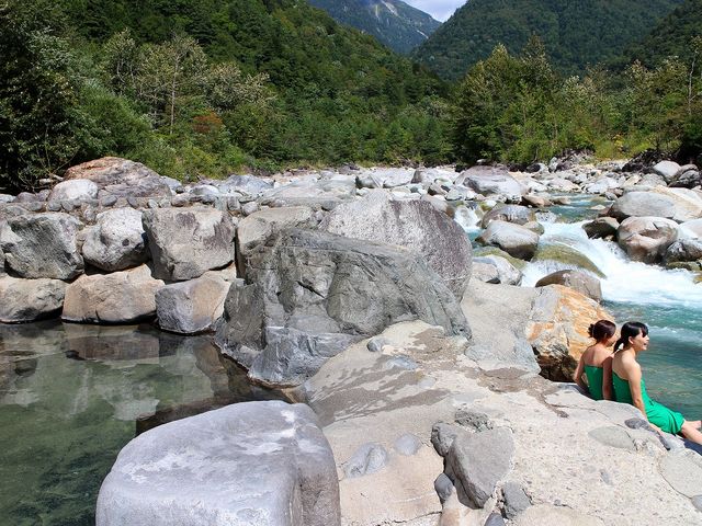 混浴露天風呂_深山荘