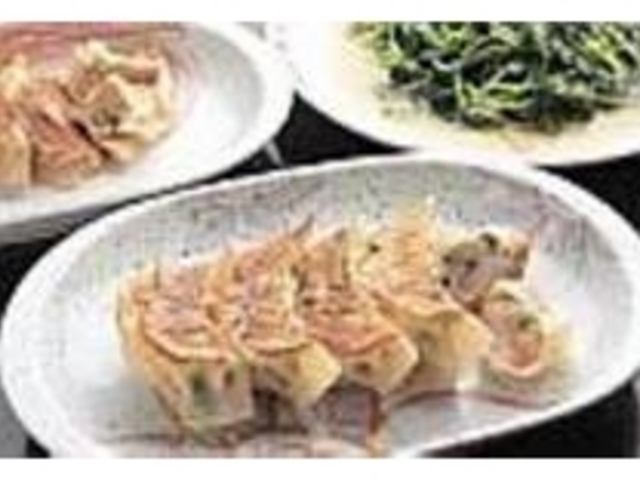 ビールとの相性抜群!ジューシーな餃子_餃子専科林 新宿本店