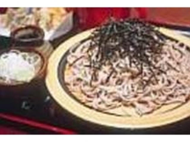 地元の人が地元のそば粉を打つそばをぜひ_小代 行川庵