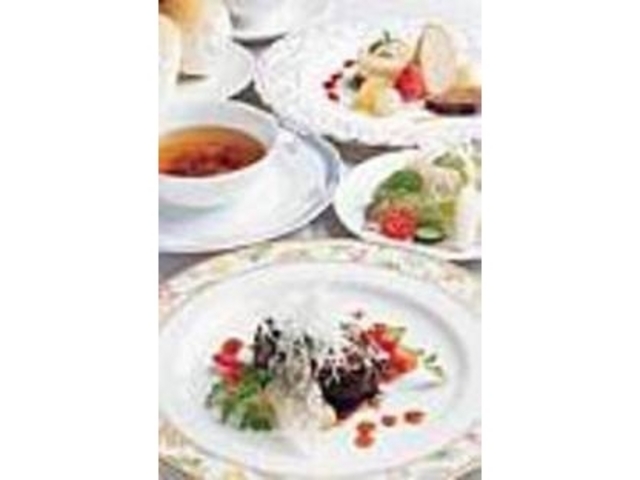 コース料理『花菖蒲』は2625円_飛騨風フランス料理店 ラ・ムサシ