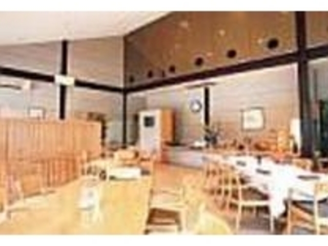 クラシックが流れ贅沢な時間を満喫できる_飛騨風フランス料理店 ラ・ムサシ
