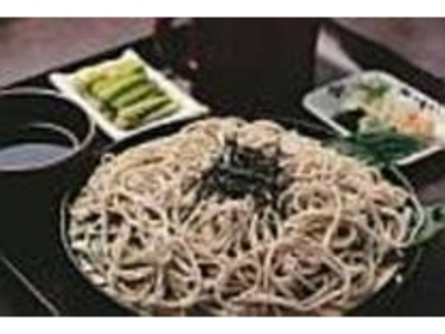 信州産のそば粉を8割以上使った自慢のそば_徳心
