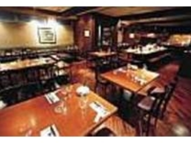 店内は広々としていて、ゆったりできる_シェ・ミカワ