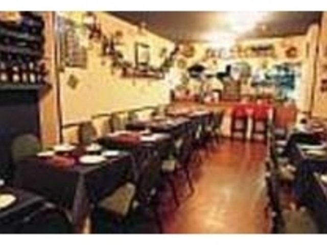 店内は家庭的な雰囲気で居心地が良い_チュニジア料理&ワイン レストランハンニバル