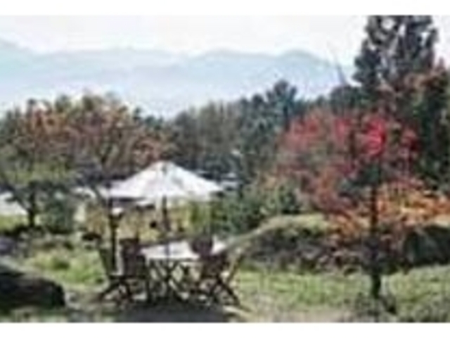 テラス席からは南アルプスや鳳凰三山が一望_ジェラテリア 野の花牧場