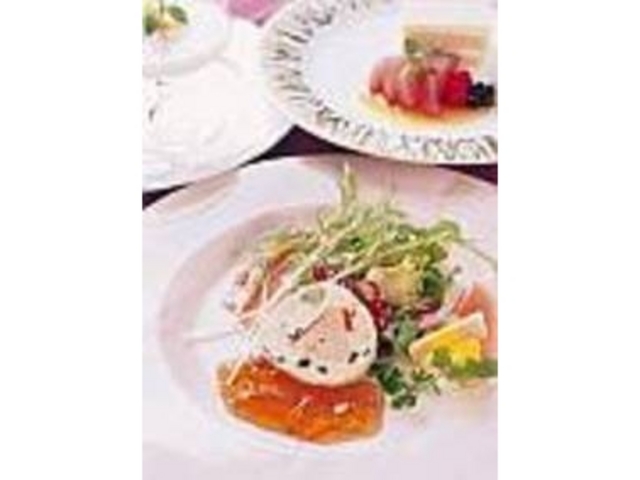ランチコース4725円(要予約)_オーベルジュ フォンテーヌ・ブロー