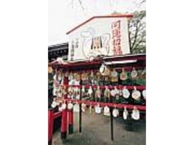 虎ファンは当然、高校球児に人気の絵馬も_素盞嗚神社