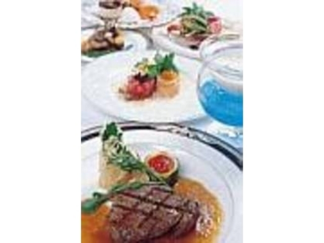 おすすめのコース料理は5250円_西洋料理ジュ・セール