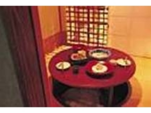 時代劇にでも出てきそうな雰囲気の個室_活水料理やまと 新宿店