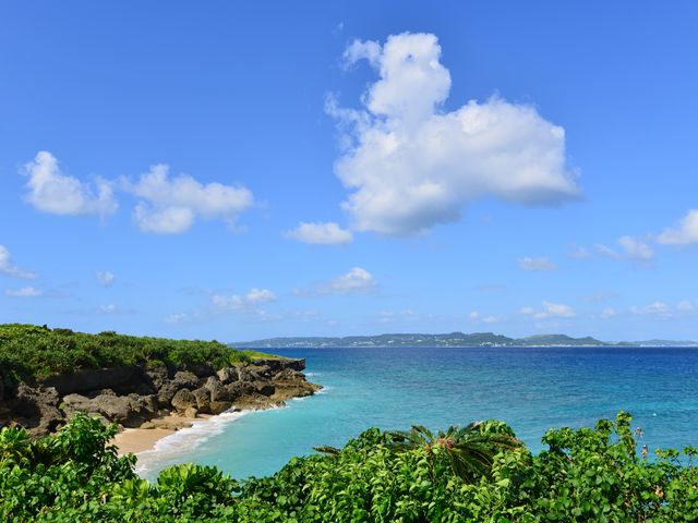 沖縄通には大人気!
久高島へいくツアーも!_株式会社セルリアンブルー