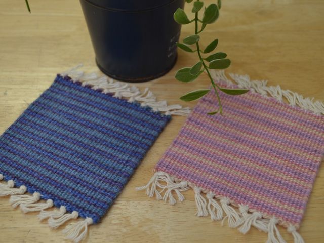 コースターは2枚作れます。10cm×10cmを2枚。約3時間。_織物工房 le poilu