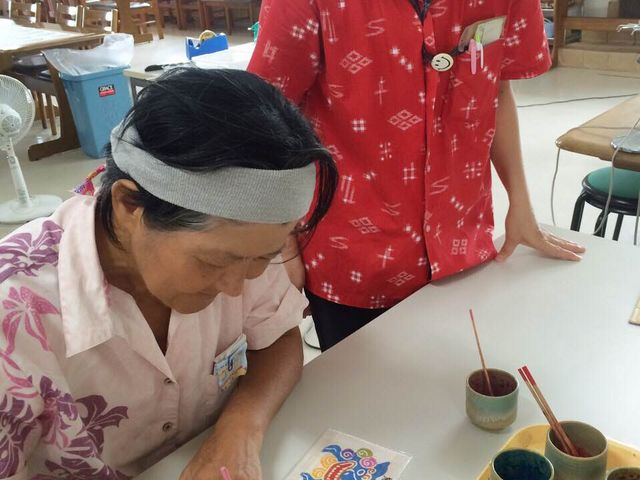 漆喰シーサー色差し体験_琉球の館