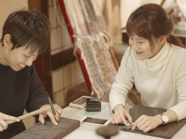 制作体験では、一人一人と向き合って指輪作りについてお話しさせていただきたいので、一度に3名様までの受付となっております。_ainowa