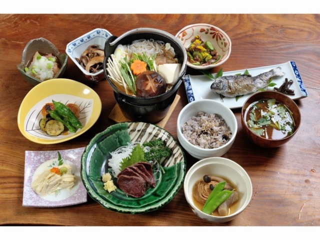 【カラダに優しい♪】素朴な田舎料理をおいしく!_御宿 一富士