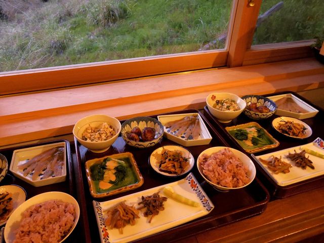 なこち LIFE SHARE COTTAGE 食堂と喫茶