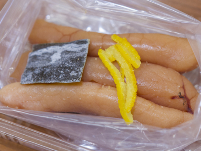 風味付けには昆布と柚子をお好みで投入します!_博多はねや総本家