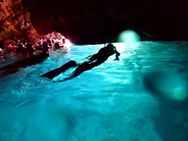 青の洞窟シュノーケルとサンゴ熱帯魚シュノーケルで地域リピート率NO.1を目指します。_OKINAWAマリンワールド