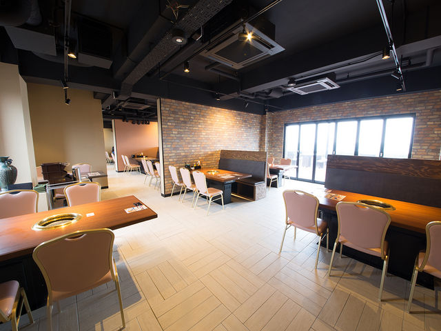 店内はゆとりある広々空間。_シーアイガ海月