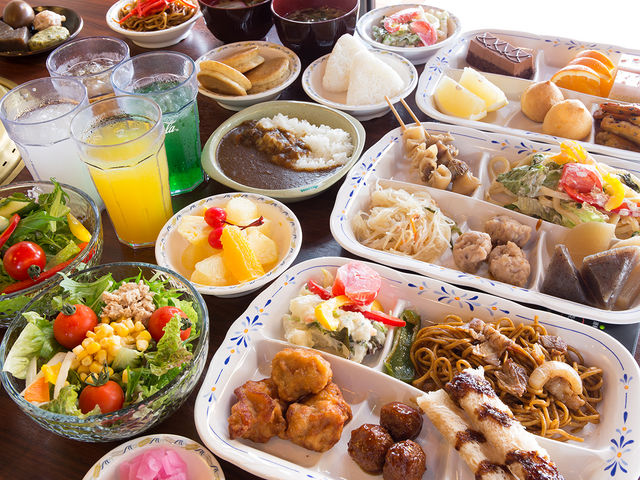 すべてのBBQセットに50種類以上の食べ放題バイキング付き!_シーアイガ海月