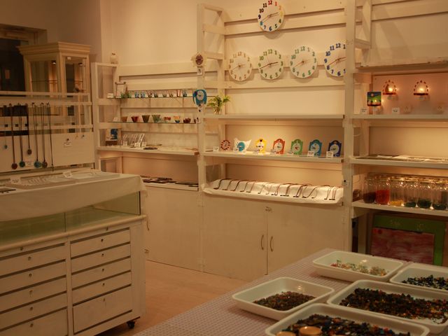 店舗内風景_田畑硝子工房