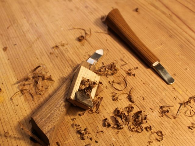 あなただけの、使いやすいカッター豆鉋で初心者でもすぐできます_木工房「まえさん塾」