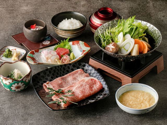 米沢牛すき煮(イメージ)_サンシャインシティプリンスホテル