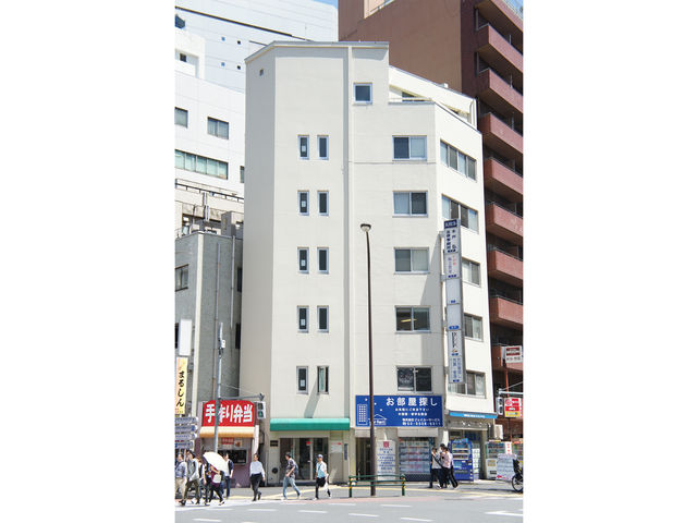 教室が入るビル外観_COM陶芸教室