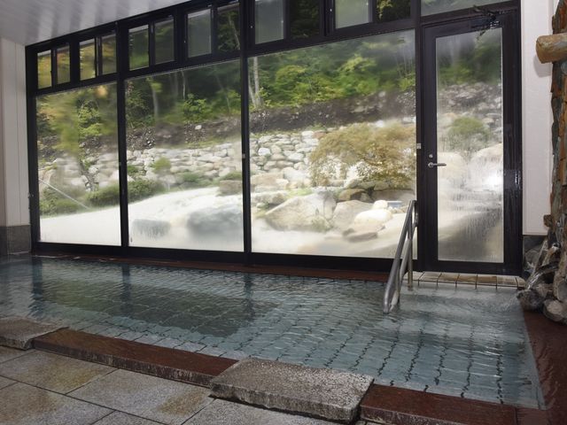 高瀬渓谷 心笑キャンプ場