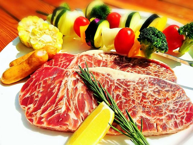大満足のステーキBBQ♪_福島県・会津・裏磐梯・キャンプ&ステーキBBQ体験 裏磐梯ウォーターパーク