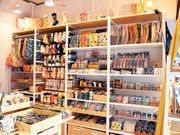 鳥のデザイン雑貨・洋服 KOTORITACHI三鷹店の写真3