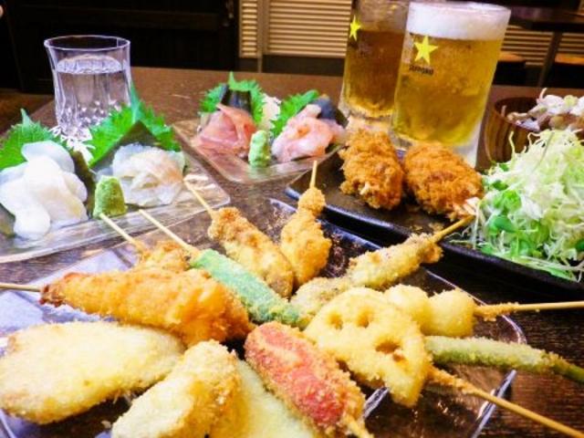新世界れあ 大衆串酒場の写真1