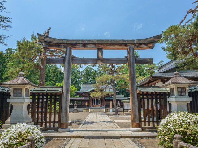 上杉神社 上杉謙信公を祀っております_道の駅 米沢 総合案内所