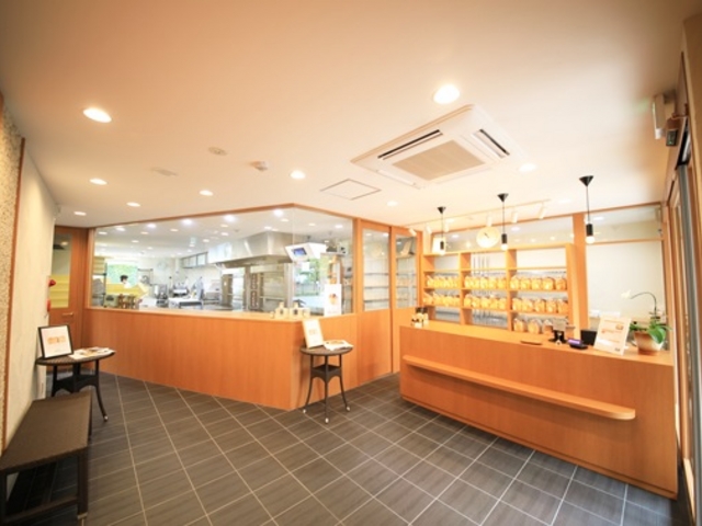 こだわり食パン専門店 麦麦 神戸本店
