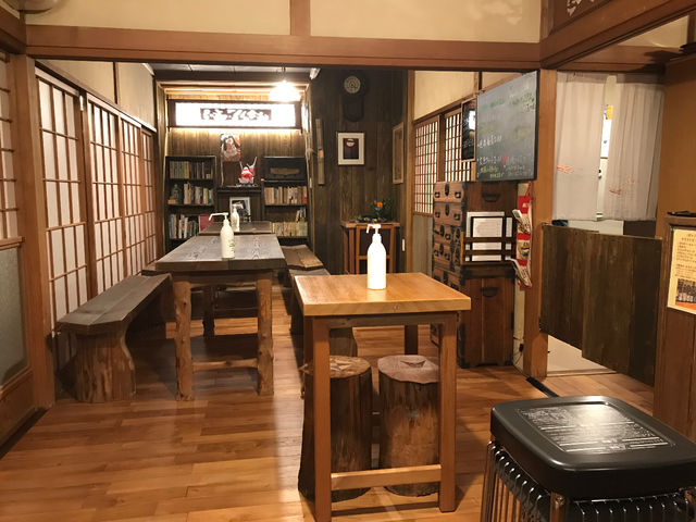 板の間、古民家レトロな雰囲気で、味わうクラフトビール_発酵の町沼垂ビール 沼垂ブルワリー