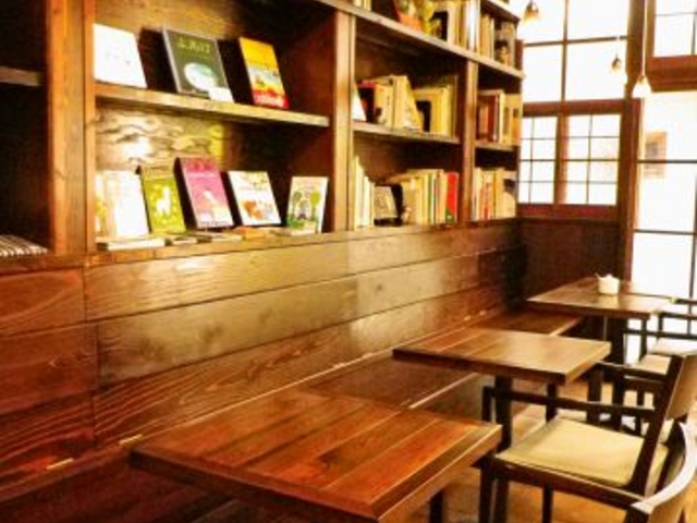 絵本とコーヒーのパビリオンの写真1