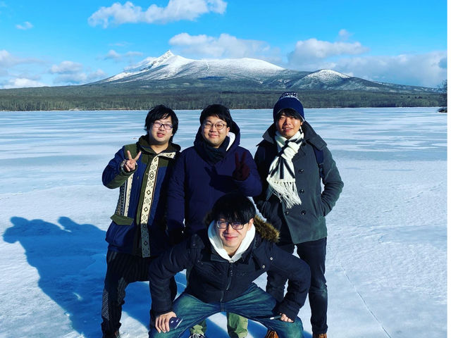 秀峰駒ヶ岳をバックに記念撮影♪旅の思い出ですね!_NORTH ACTIVITY ONUMA