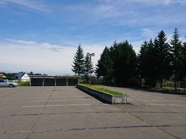 駐車場_ホテルテトラリゾート十勝川