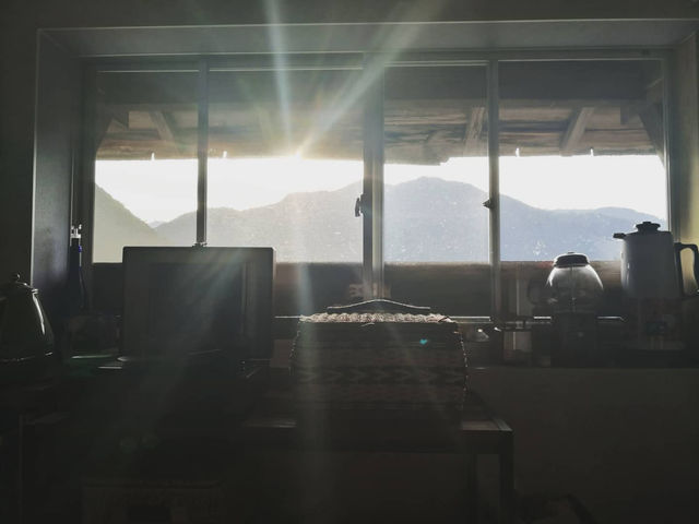 窓の外の景色_baroonworkshop
