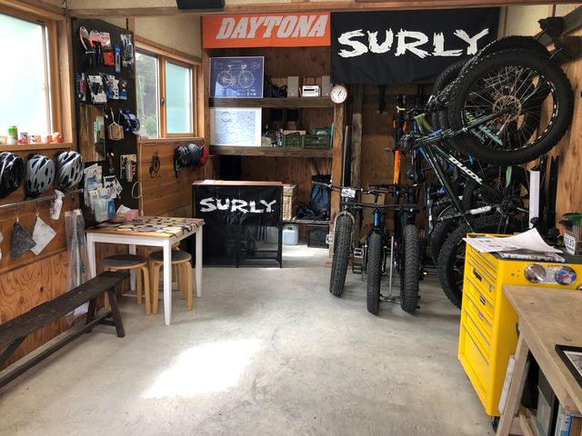 店舗内_小谷ファットバイクセンター